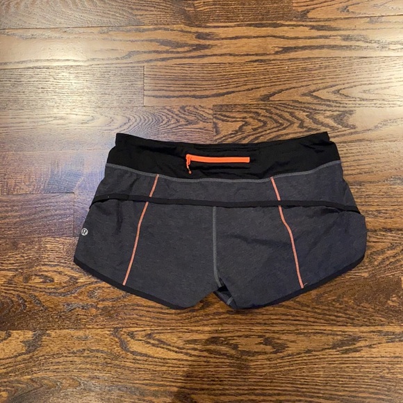Great condition lululemon 2” Short - Picture 4 of 5